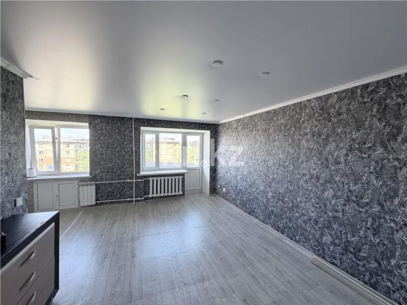 Продажа 1-комнатной квартиры, 31 м² - Продажа однокомнатных квартир в кирпичном доме в Шахтинске фото 1 из 4