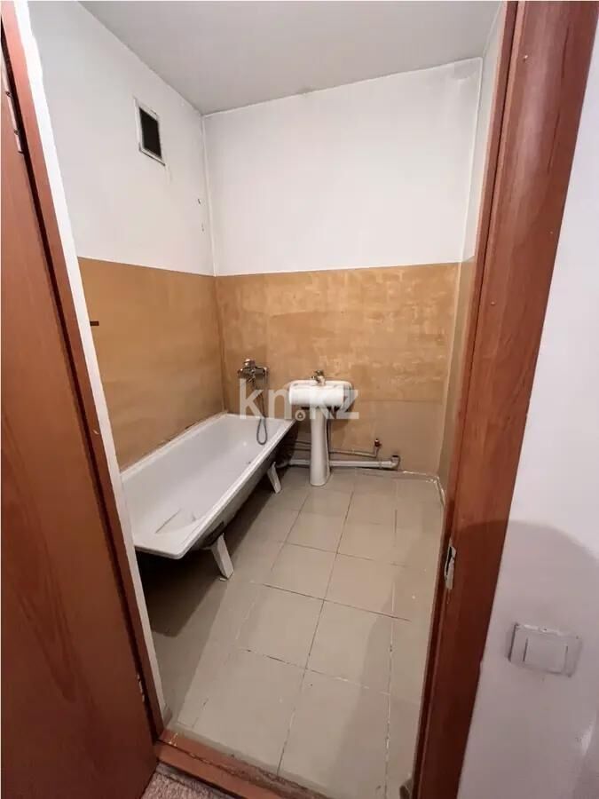 Продажа 2-комнатной квартиры, 63.4 м² - Продажа двухкомнатных квартир в Турксибском р-не Алматы - страница 16 фото 4 из 6