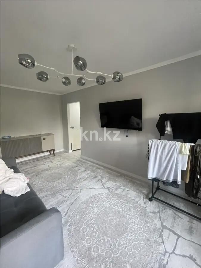 Продажа 2-комнатной квартиры, 42 м² - Продажа двухкомнатных квартир в блочном доме в Алматы - страница 2 фото 1 из 4