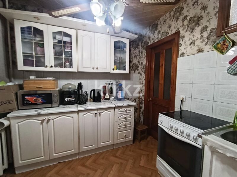 Продажа 4-комнатной квартиры, 95 м² - Продажа четырехкомнатных квартир в Караганде - страница 5 фото 9 из 16