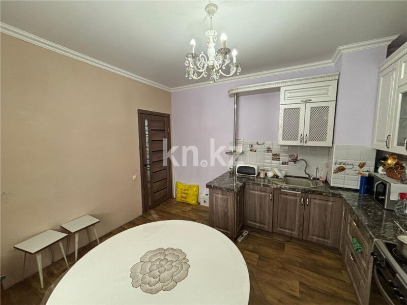 Продажа 3-комнатной квартиры, 81 м² - Продажа квартир в блочном доме в Караганде - страница 2 фото 8 из 12