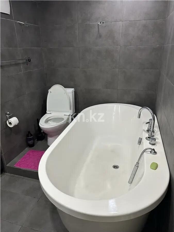 Продажа 2-комнатной квартиры, 70 м² - Продажа двухкомнатных квартир в р-не Сарыарка Астаны фото 4 из 4