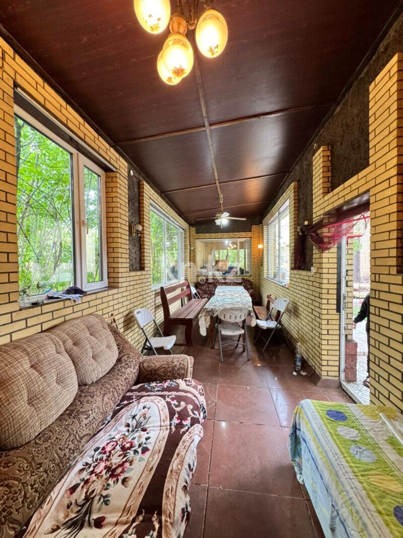 Продажа 5-комнатного дома, 373 м² - Продажа домов, коттеджей в Караганде - страница 4 фото 32 из 38