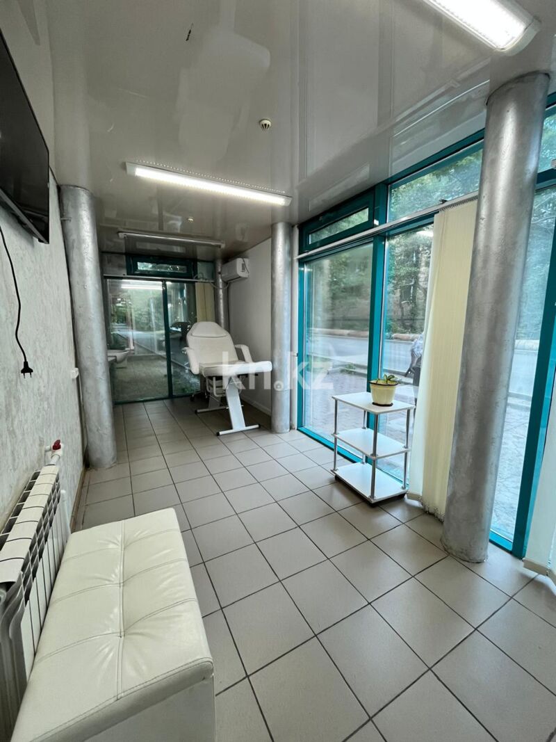 Продажа помещения, 137 м² - Продажа офисных и торговых помещений в Казахстане - страница 6 фото 5 из 16