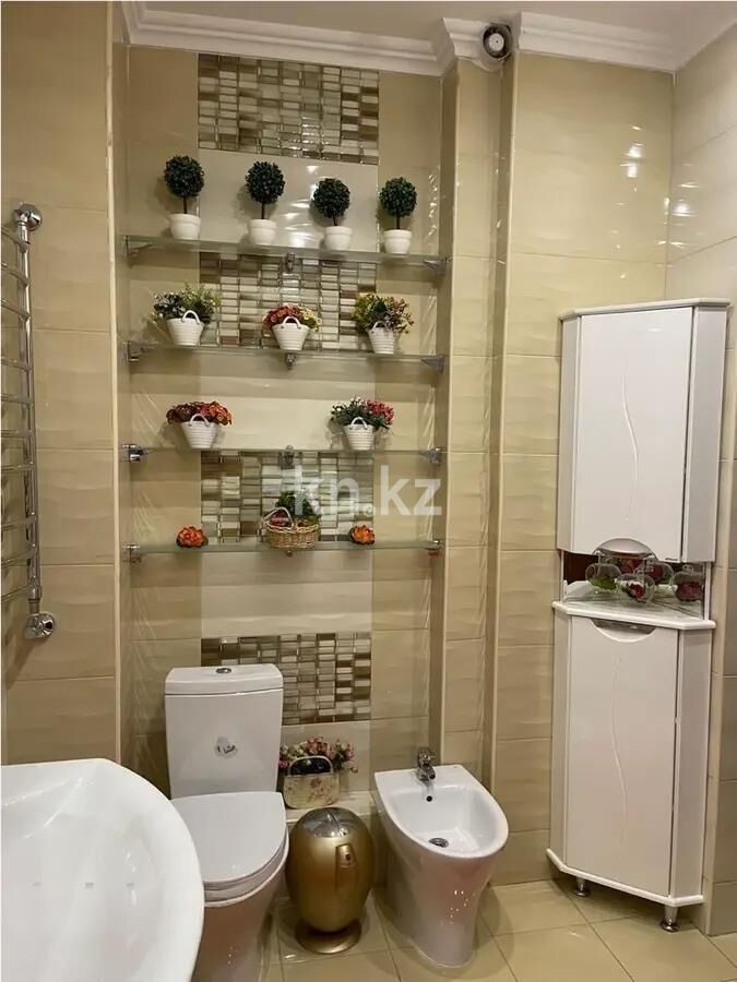 Продажа 5-комнатной квартиры, 236 м² - Продажа пятикомнатных и более квартир в Бостандыкском р-не Алматы - страница 2 фото 5 из 6