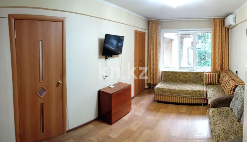 Продажа 3-комнатной квартиры, 50 м² - Продажа жилой и коммерческой недвижимости в Усть-Каменогорске фото 2 из 11