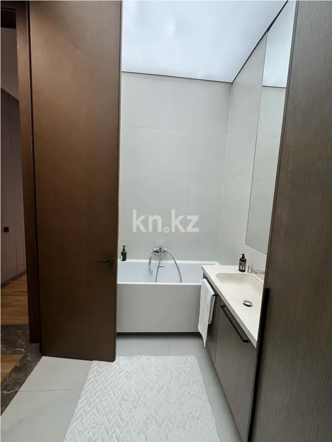 Продажа 4-комнатной квартиры, 140 м² - Продажа квартир в кирпичном доме в Астане - страница 198 фото 5 из 8