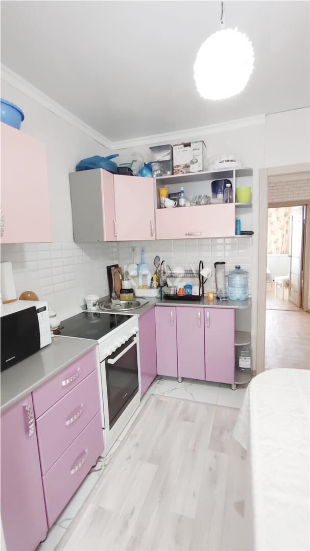 Продажа 3-комнатной квартиры, 72 м² - Продажа трехкомнатных квартир в Майкудуке Караганды - страница 9 фото 8 из 17