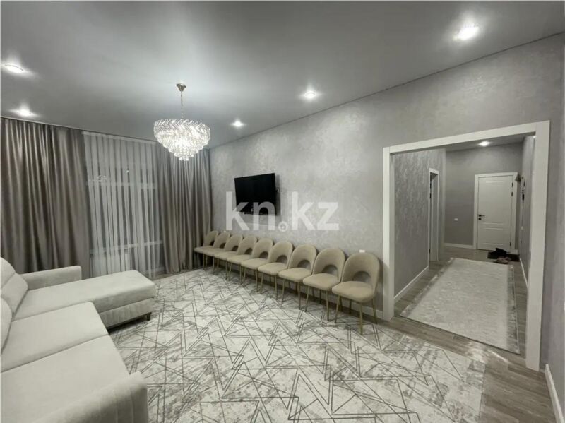 Продажа 2-комнатной квартиры, 67 м² - Продажа двухкомнатных квартир на Юго-Востоке Караганды - страница 18 фото 1 из 6
