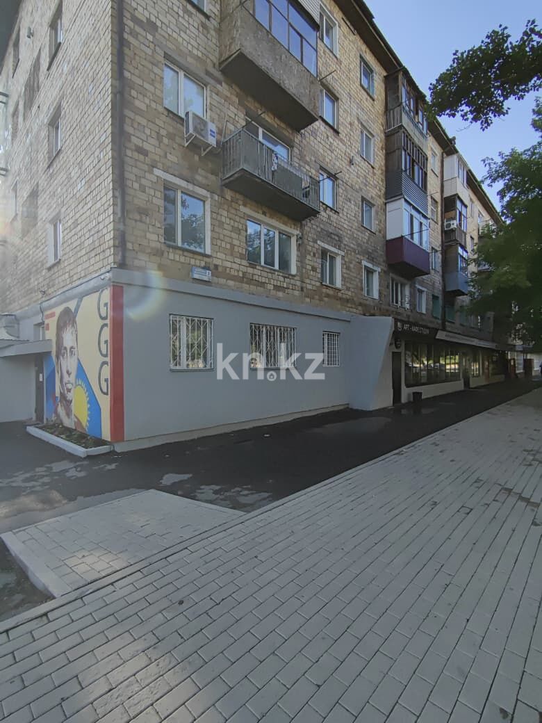 Продажа 3-комнатной квартиры, 42 м² - Продажа трехкомнатных квартир в Майкудуке Караганды - страница 8 фото 24 из 31