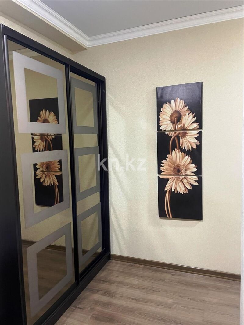 Продажа 4-комнатной квартиры, 88 м² - Продажа четырехкомнатных квартир в Караганде - страница 3 фото 21 из 24