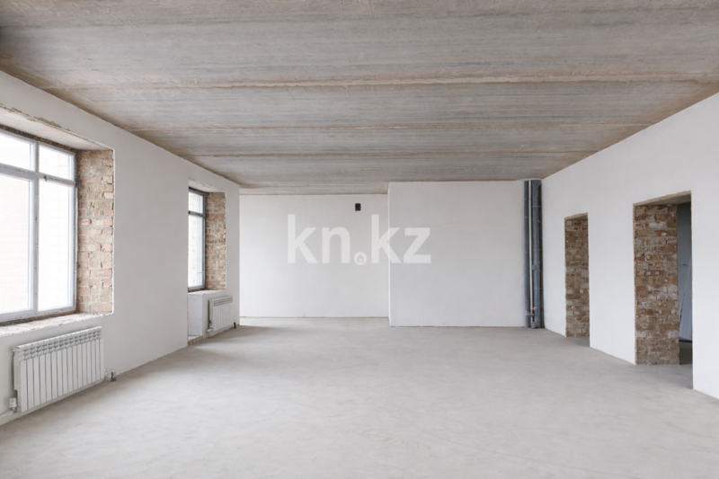 Продажа 4-комнатной квартиры, 133 м² - Продажа четырехкомнатных квартир в кирпичном доме в Караганде - страница 8 фото 7 из 12