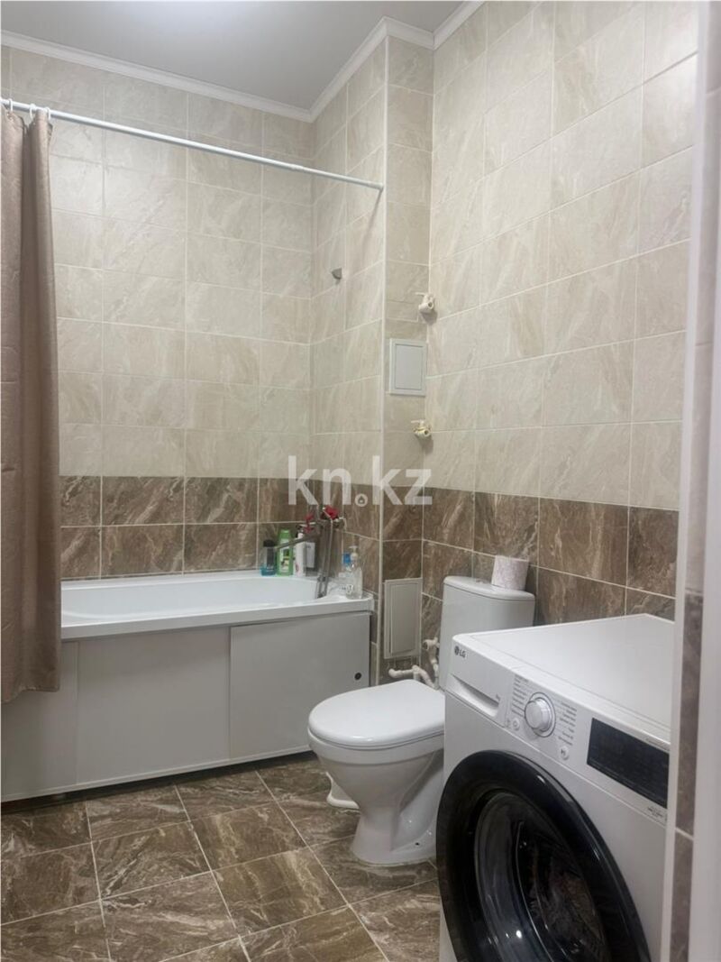 Продажа 2-комнатной квартиры, 56 м² - Продажа двухкомнатных квартир на Юго-Востоке Караганды - страница 13 фото 12 из 17