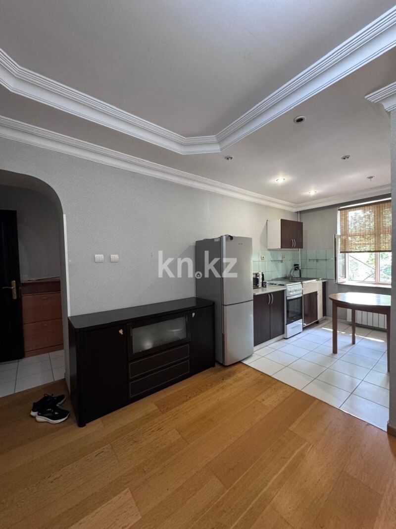 Продажа 2-комнатной квартиры, 40 м² - Продажа двухкомнатных квартир в кирпичном доме в Алматы - страница 7 фото 1 из 12