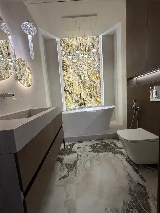 Продажа 4-комнатной квартиры, 150 м² - Продажа четырехкомнатных квартир в монолитно-каркасном доме в Алматы фото 6 из 10