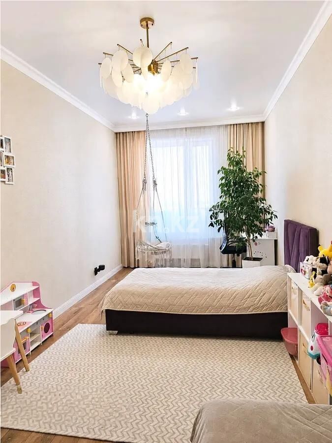 Продажа 4-комнатной квартиры, 135 м² - Продажа четырехкомнатных квартир в кирпичном доме в Казахстане фото 3 из 8