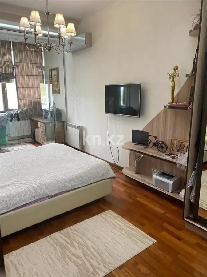 Продажа 3-комнатной квартиры, 130 м² - Продажа квартир в монолитно-каркасном доме в Казахстане - страница 22 фото 1 из 5