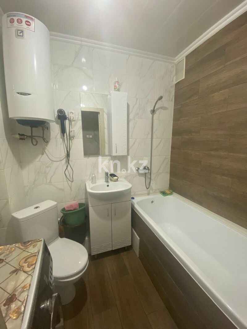 Продажа 3-комнатной квартиры, 70 м² - Продажа трехкомнатных квартир в Караганде фото 9 из 14
