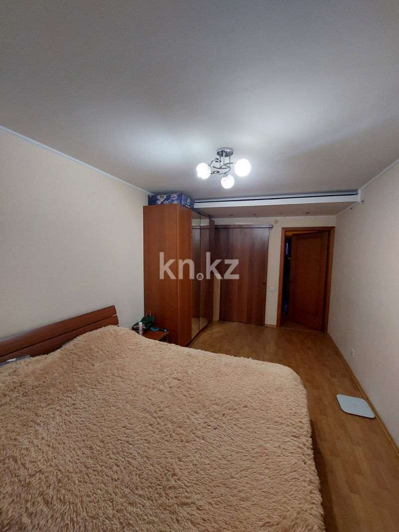 Продажа 4-комнатной квартиры, 110 м² - Продажа четырехкомнатных квартир в кирпичном доме в Караганде - страница 9 фото 8 из 14