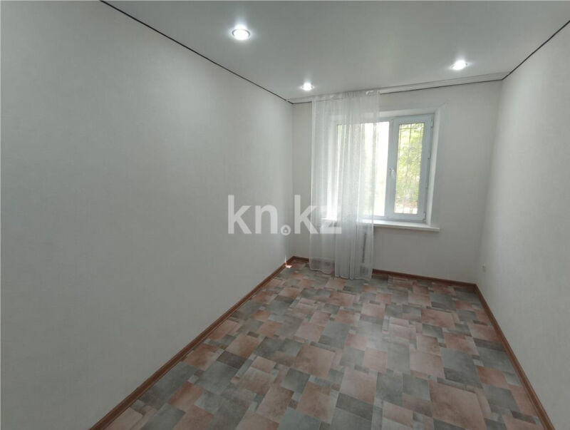 Продажа 4-комнатной квартиры, 63 м² - Продажа четырехкомнатных квартир в панельном доме в Караганде - страница 6 фото 5 из 11