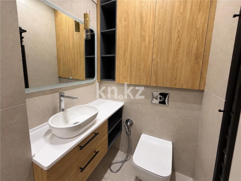 Продажа 4-комнатной квартиры, 125 м² - Продажа квартир на Юго-Востоке Караганды - страница 2 фото 11 из 43