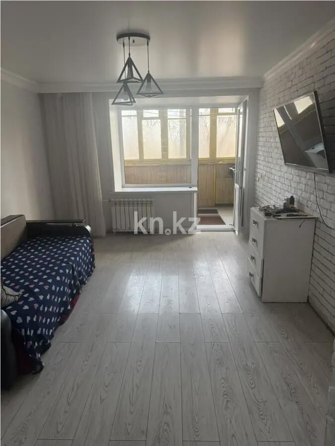 Продажа 3-комнатной квартиры, 60 м² - Продажа трехкомнатных квартир в Майкудуке Караганды - страница 9 фото 1 из 5