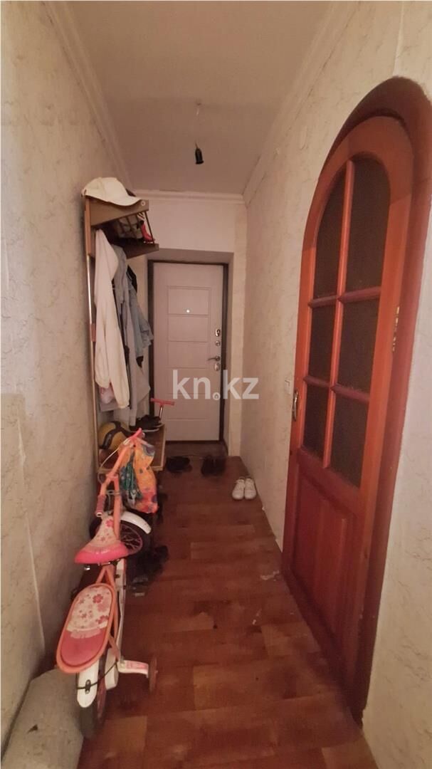Продажа 3-комнатной квартиры, 58 м² - Продажа трехкомнатных квартир в Майкудуке Караганды - страница 7 фото 8 из 9
