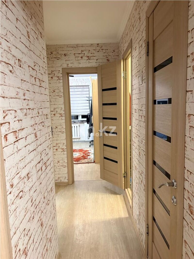 Продажа 3-комнатной квартиры, 52 м² - Продажа трехкомнатных квартир на Юго-Востоке Караганды - страница 9 фото 13 из 21