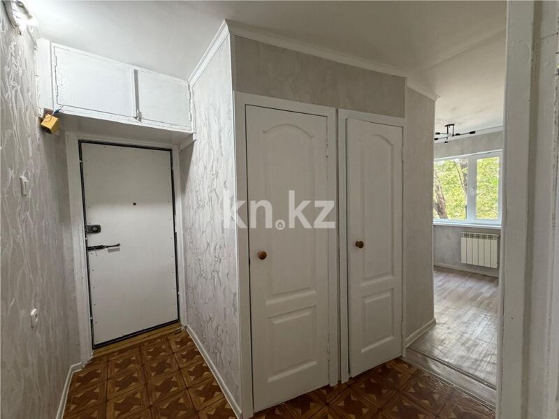 Продажа 3-комнатной квартиры, 47 м² - Продажа квартир на Юго-Востоке Караганды фото 9 из 11