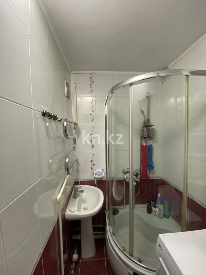 Продажа 3-комнатной квартиры, 62 м² - Продажа трехкомнатных квартир на Юго-Востоке Караганды фото 10 из 12