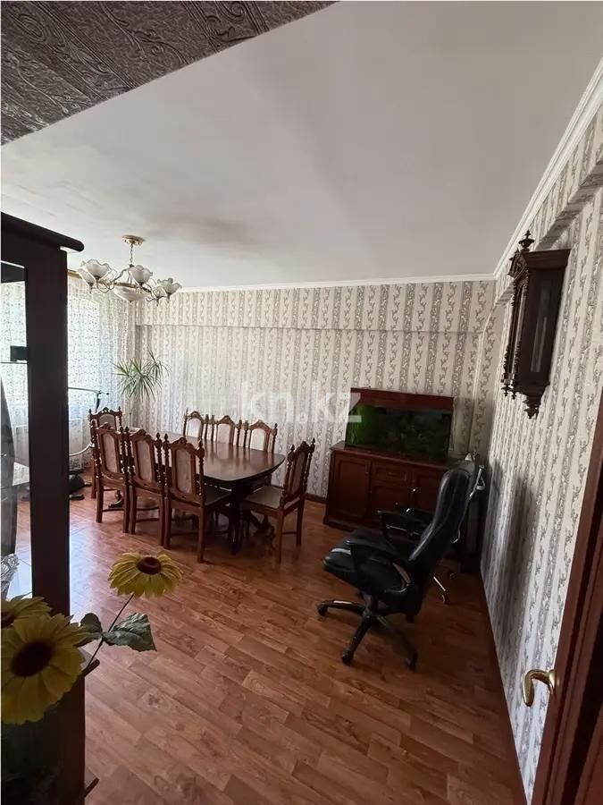 Продажа 4-комнатной квартиры, 97 м² - Продажа четырехкомнатных квартир в блочном доме в Алматы фото 2 из 11
