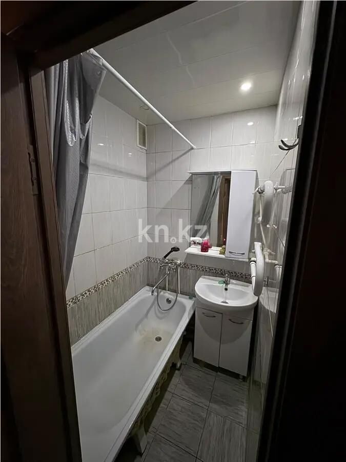Продажа 3-комнатной квартиры, 47 м² - Продажа трехкомнатных квартир в Темиртау - страница 2 фото 4 из 6
