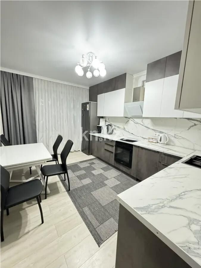 Продажа 3-комнатной квартиры, 88 м² - Продажа трехкомнатных квартир в кирпичном доме в Караганде - страница 11 фото 4 из 9