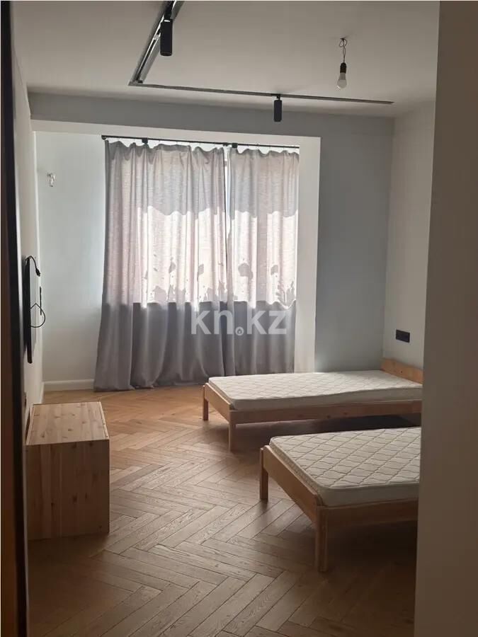 Продажа 5-комнатной квартиры, 190 м² - Продажа пятикомнатных и более квартир в монолитно-каркасном доме в Алматы фото 2 из 4