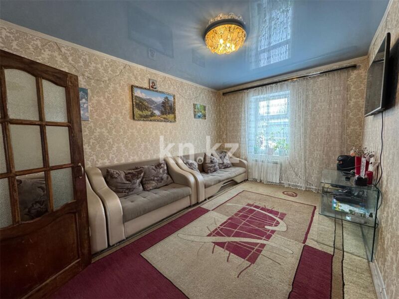 Продажа 4-комнатного дома, 87.5 м² - Продажа домов, коттеджей в Темиртау - страница 3 фото 2 из 14
