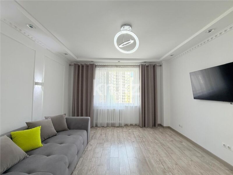 Продажа 4-комнатной квартиры, 101.5 м² - Продажа зданий в Актау фото 1 из 14