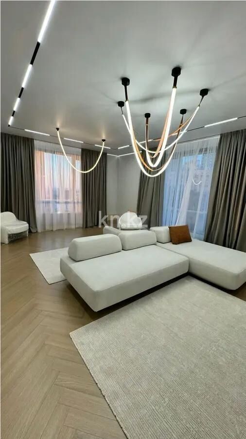 Продажа 2-комнатной квартиры, 91 м² - Продажа двухкомнатных квартир в монолитно-каркасном доме в Казахстане - страница 162 фото 1 из 4
