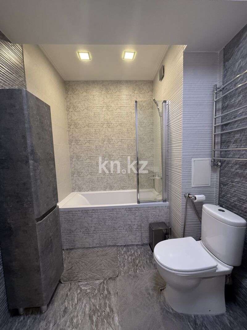 Продажа 2-комнатной квартиры, 65 м² - Продажа двухкомнатных квартир в Турксибском р-не Алматы - страница 6 фото 3 из 19