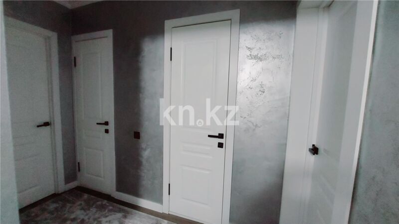 Продажа 3-комнатной квартиры, 64 м² - Продажа трехкомнатных квартир в Майкудуке Караганды - страница 8 фото 9 из 14