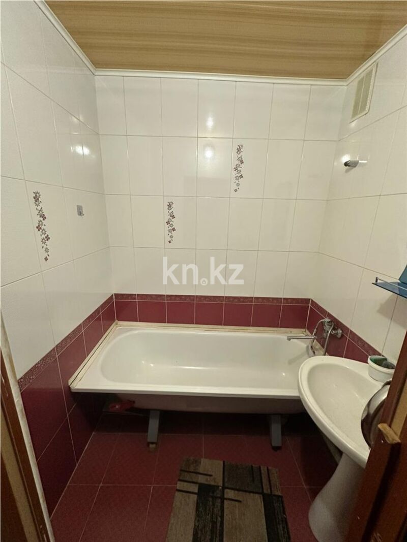 Продажа 2-комнатной квартиры, 52 м² - Продажа двухкомнатных квартир в панельном доме в Темиртау - страница 10 фото 7 из 12