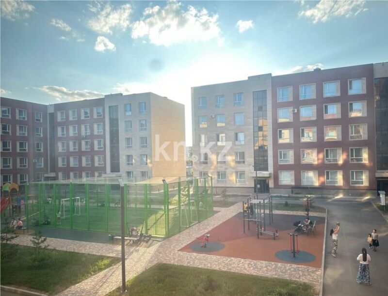 Продажа 1-комнатной квартиры, 35 м² - Продажа однокомнатных квартир на Юго-Востоке Караганды - страница 9 фото 1 из 12