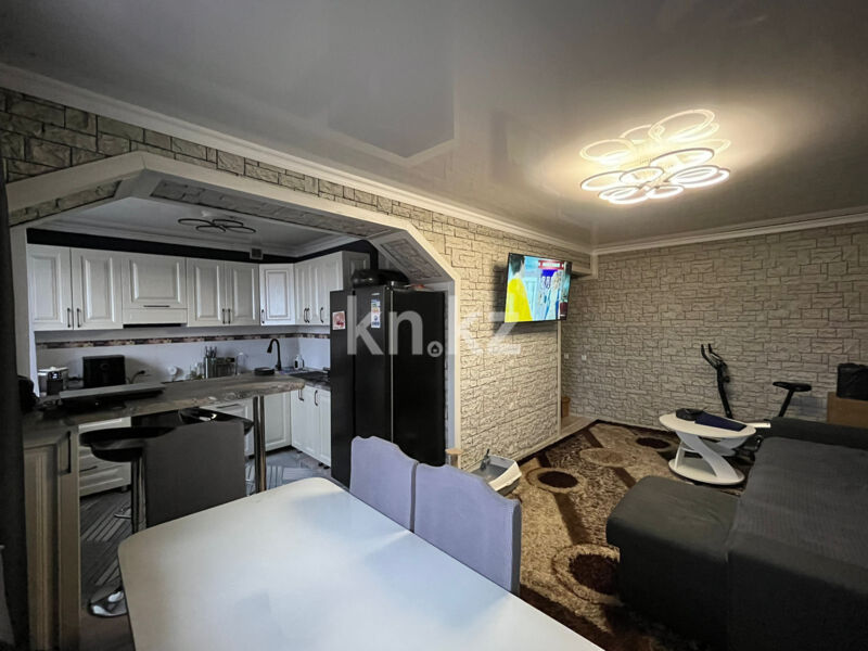 Продажа 2-комнатной квартиры, 44 м² - Продажа двухкомнатных квартир в Городе Караганды - страница 3 фото 2 из 7