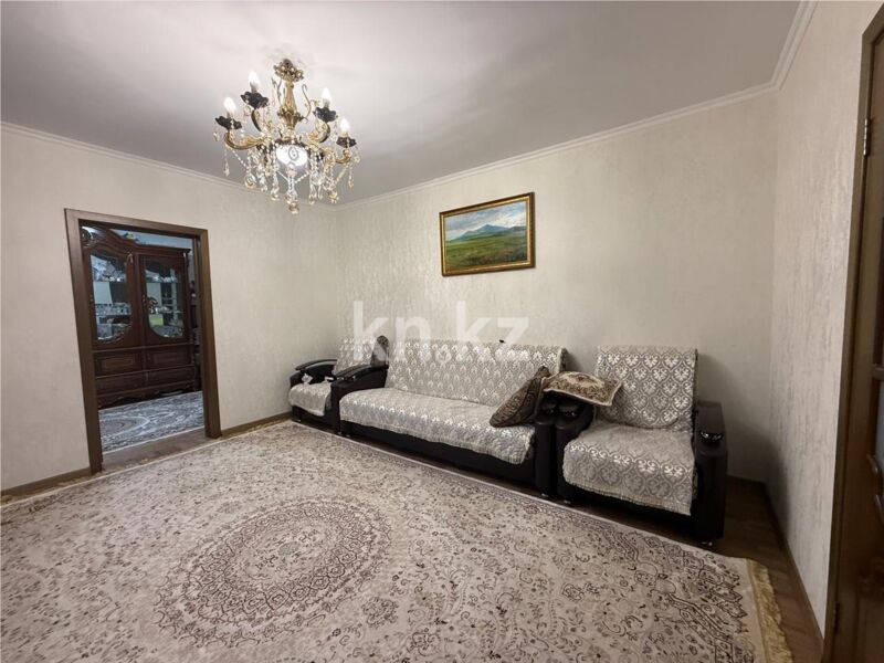 Продажа 4-комнатной квартиры, 78 м² - Продажа четырехкомнатных квартир в Караганде - страница 2 фото 1 из 19