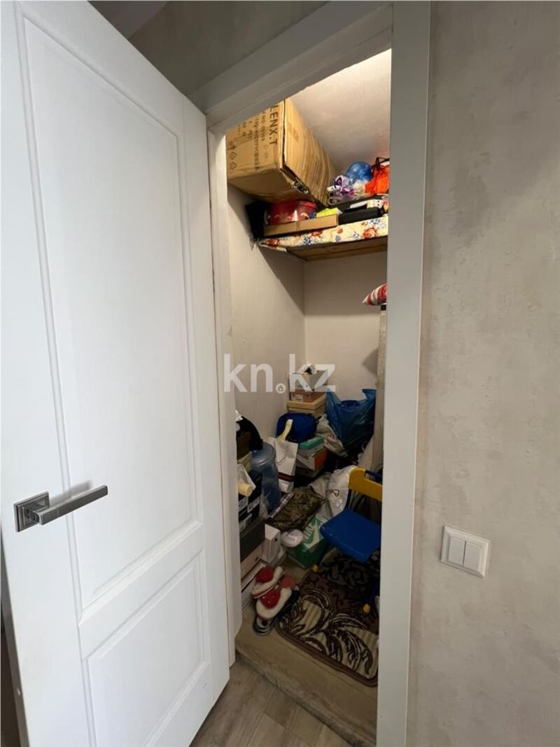 Продажа 4-комнатной квартиры, 90 м² - Продажа четырехкомнатных квартир в Караганде - страница 5 фото 15 из 18