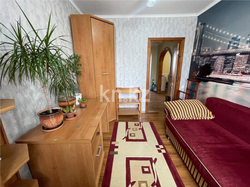 Продажа 4-комнатной квартиры, 81 м² - Продажа четырехкомнатных квартир в панельном доме в Караганде - страница 7 фото 7 из 21