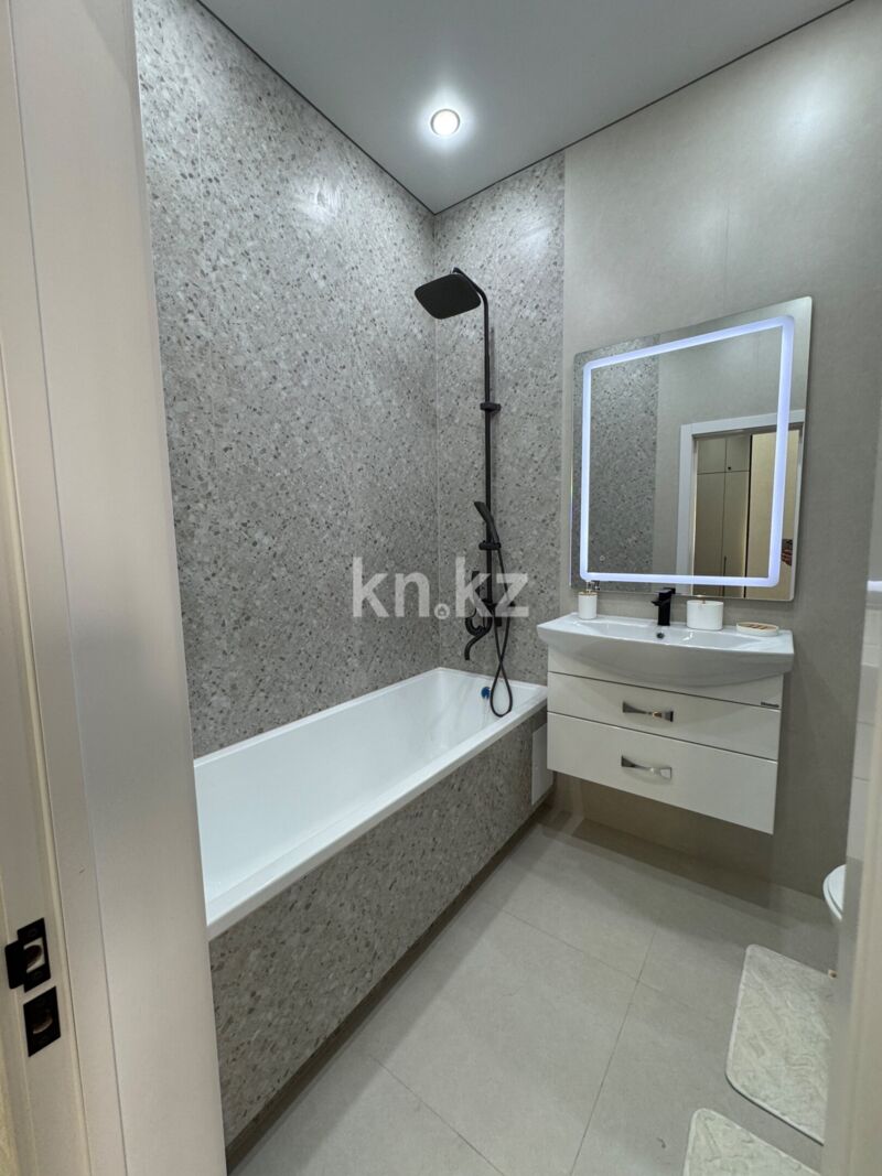 Продажа 2-комнатной квартиры, 41 м² - Продажа двухкомнатных квартир в р-не Сарайшык Астаны - страница 2 фото 5 из 17