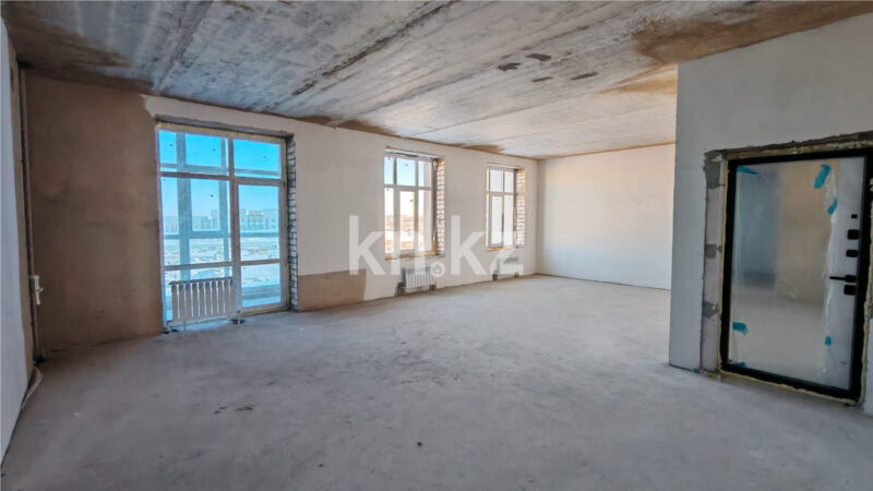 Продажа 4-комнатной квартиры, 110 м² - Продажа четырехкомнатных квартир в кирпичном доме в Караганде - страница 8 фото 1 из 9