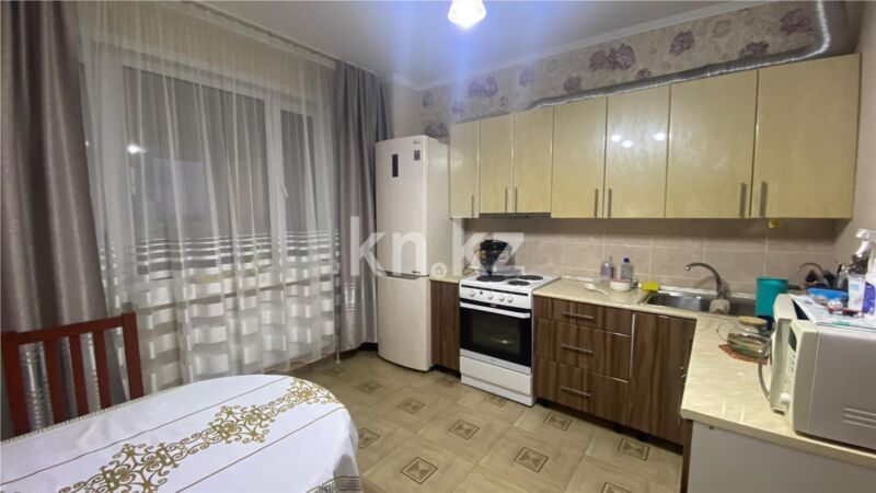 Продажа 3-комнатной квартиры, 87 м² - Продажа трехкомнатных квартир на Юго-Востоке Караганды - страница 14 фото 7 из 13