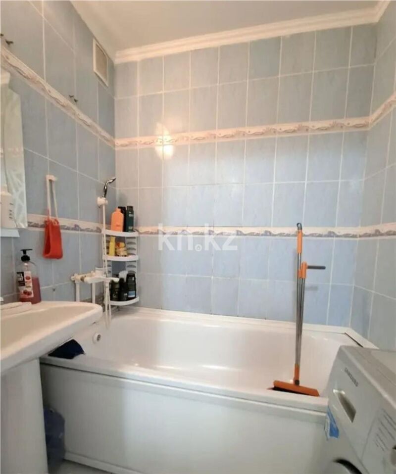 Продажа 3-комнатной квартиры, 68 м² - Продажа трехкомнатных квартир в Майкудуке Караганды - страница 5 фото 16 из 24
