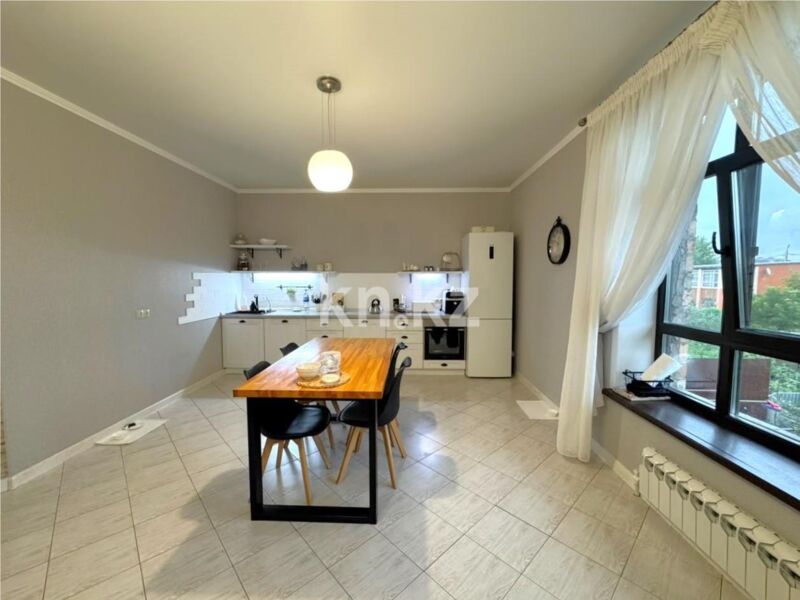 Продажа 4-комнатного дома, 367.4 м² - Продажа домов, коттеджей в Караганде - страница 4 фото 17 из 38